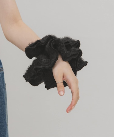 ダブルフェザーシュシュ