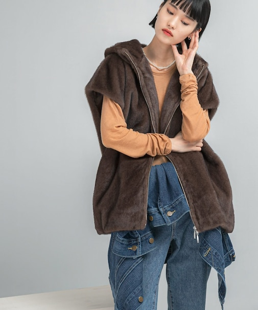 ECOPELファーフードジレ