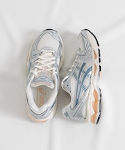 ASICS　GEL-KAYANO 14