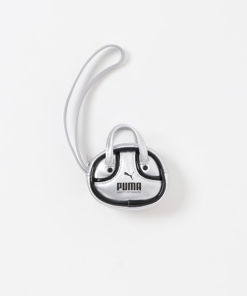 PUMA　メタリックバッグキーチェーン