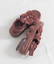 NIKE エアマックスココサンダル