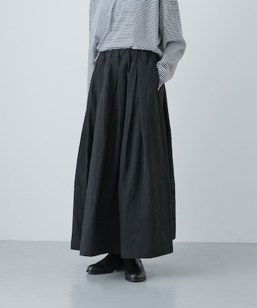 Tuck skirt