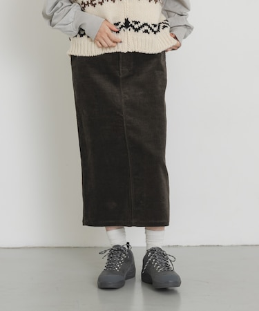 『UR TECH』コーデュロイストレートスカート