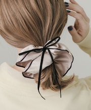 バイカラーサテンシュシュ