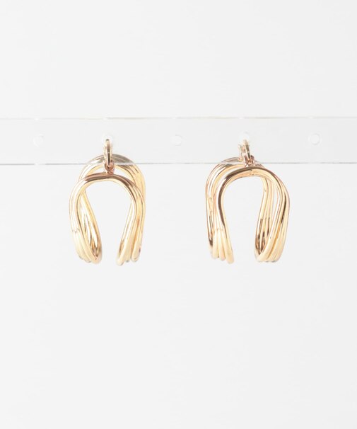 CHIGNON 3ラインカーブピアス