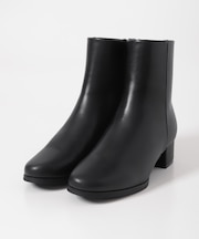 チャンキーヒールブーツ