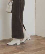 チャンキーヒールブーツ