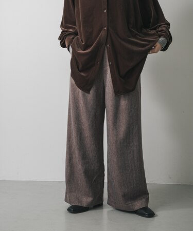 ヘリンボーンタックパンツ