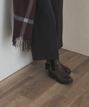 トラックソールブーツ