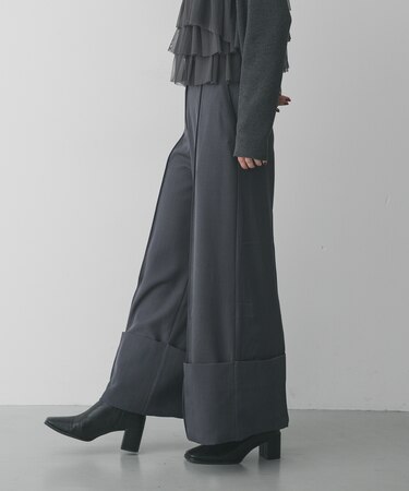 ワイドターンバックパンツ