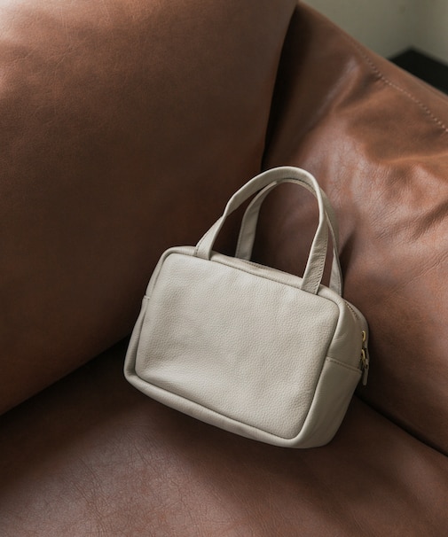 レザーボストンバッグ