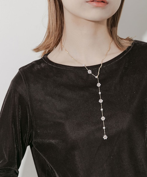 パールフラワーYネックレス