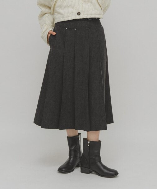 プリーツミディスカート