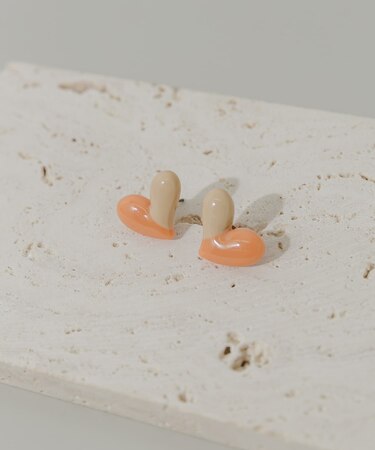 バイカラージュシハートピアス