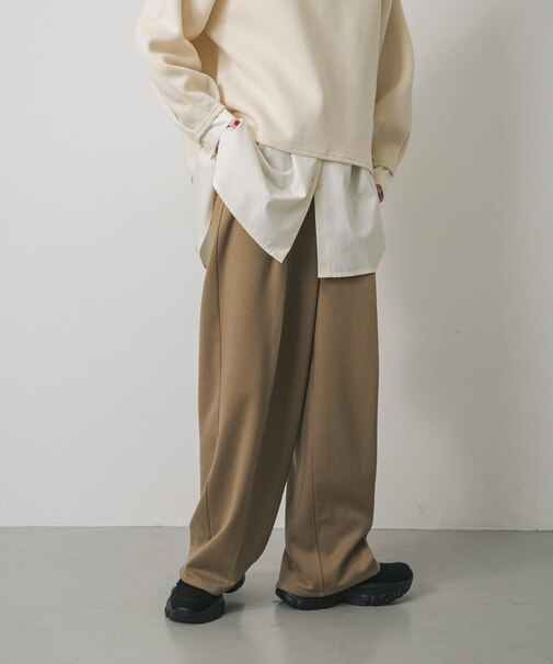 『BLACK， TALLサイズ／WEB限定』ジャージーストレートスラックス