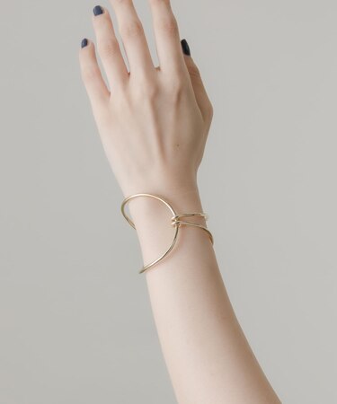 ニュアンスメタルクロスバングル