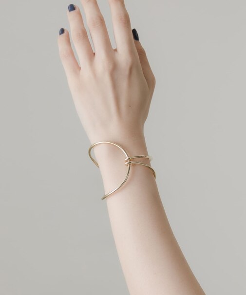 ニュアンスメタルクロスバングル