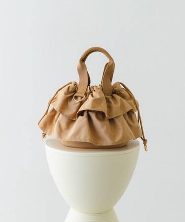 軽量フリルキンチャクバッグ