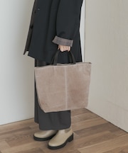 スエードトート