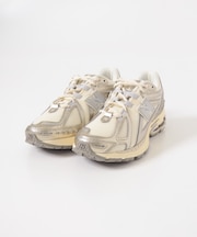NEW BALANCE U1906R