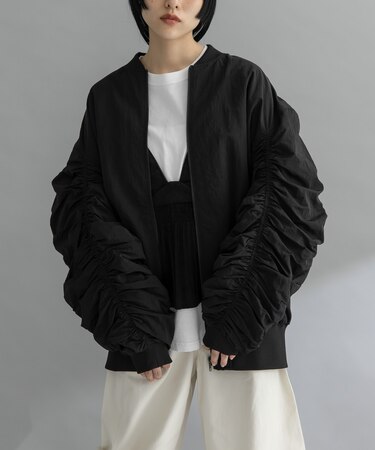 『WEB／一部店舗限定』BACKシャーリングMA-1