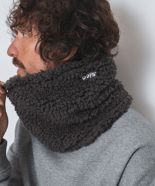 OOPS　ボアネックウォーマー