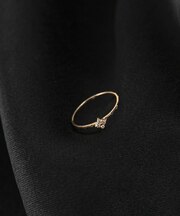 Favorible　Studs border diamond ring