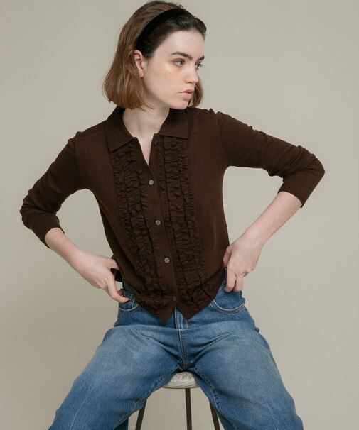 シルク混フリルニットシャツ