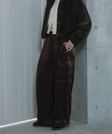 サテンカーゴパンツ