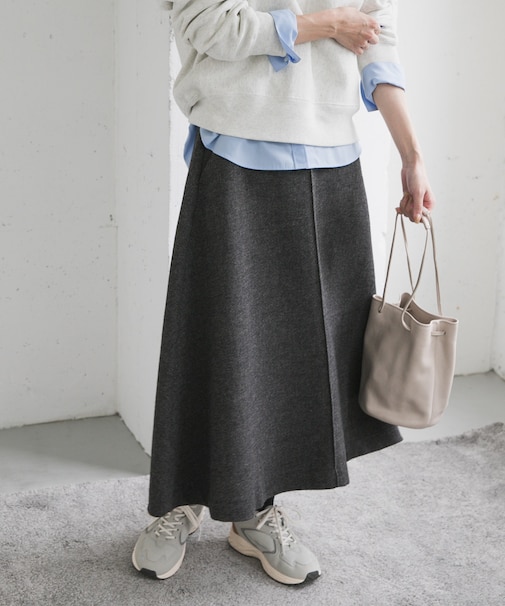 『UR TECH』完声/暖フレアスカート