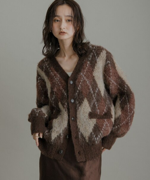 アーガイルVネックカーディガン