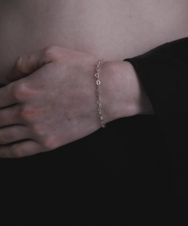 decor『デコール』　Heartchain Bracelet