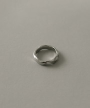 ステンレスシンプルツイストリング