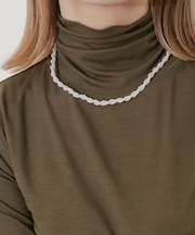 パールビーズツイストネックレス