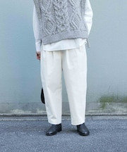 コーデュロイテーパードパンツ