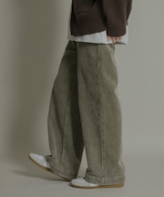 ケミカルコーデュロイストレートパンツ