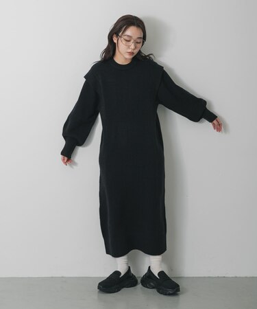ショルダータックニットワンピース