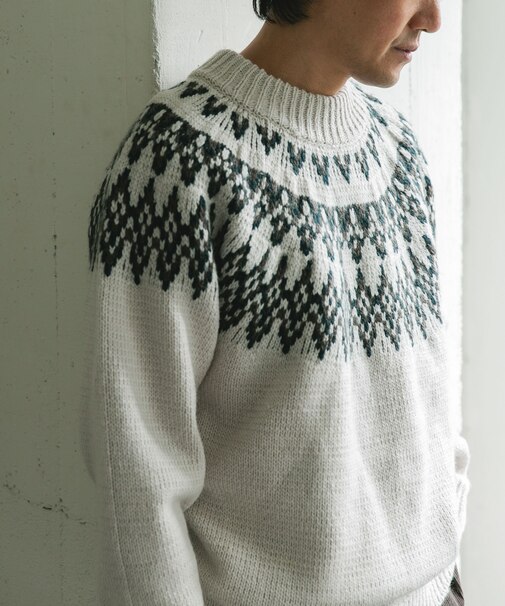 求心柄モックネックニット