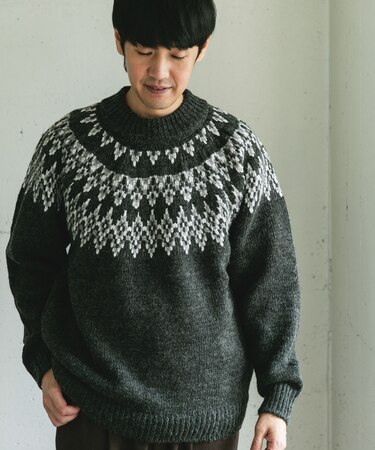 求心柄モックネックニット