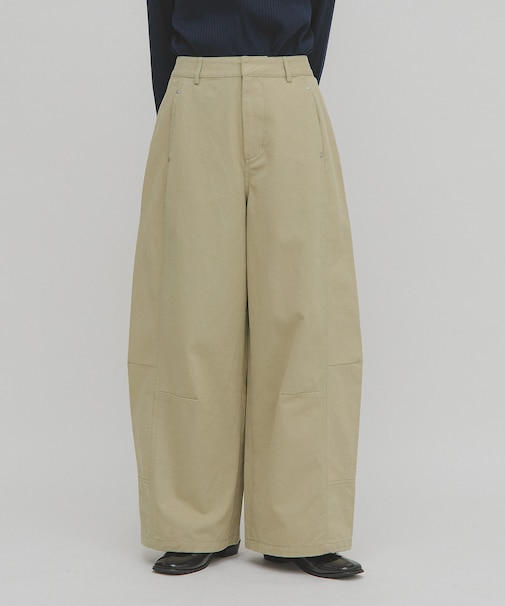 WIDEコクーンパンツ