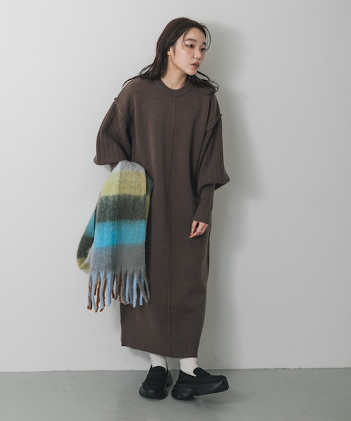 センターシームサムホールニットワンピース