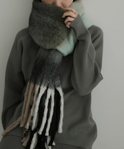 フラッフィーボリュームチェックマフラー