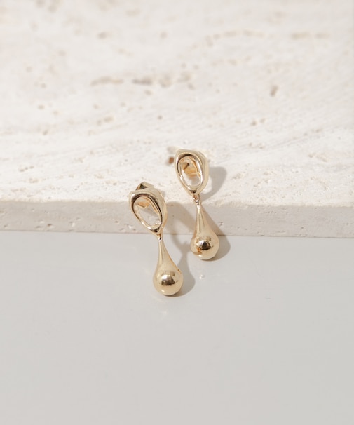 ニュアンスメタルサークルドロップピアス