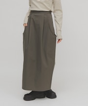 ポケットディティールコクーンスカート