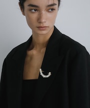 decor『デコール』　Broach curve pearl