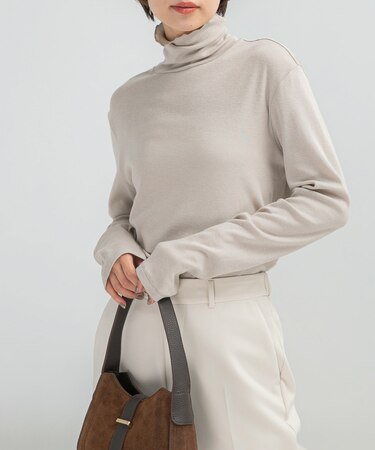 コットンカシミヤハイネックカットソー