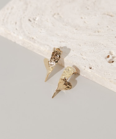 ツイストハートピアス