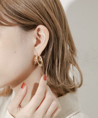 メタルボリュームエッジフープピアス