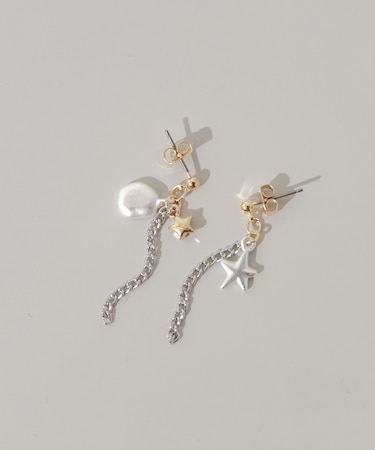 スターチャームチェーンピアス