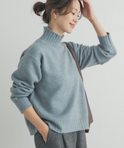 タートルネックニットプルオーバー